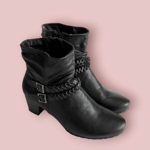 Black  Boots w/ braided straps size 8 M